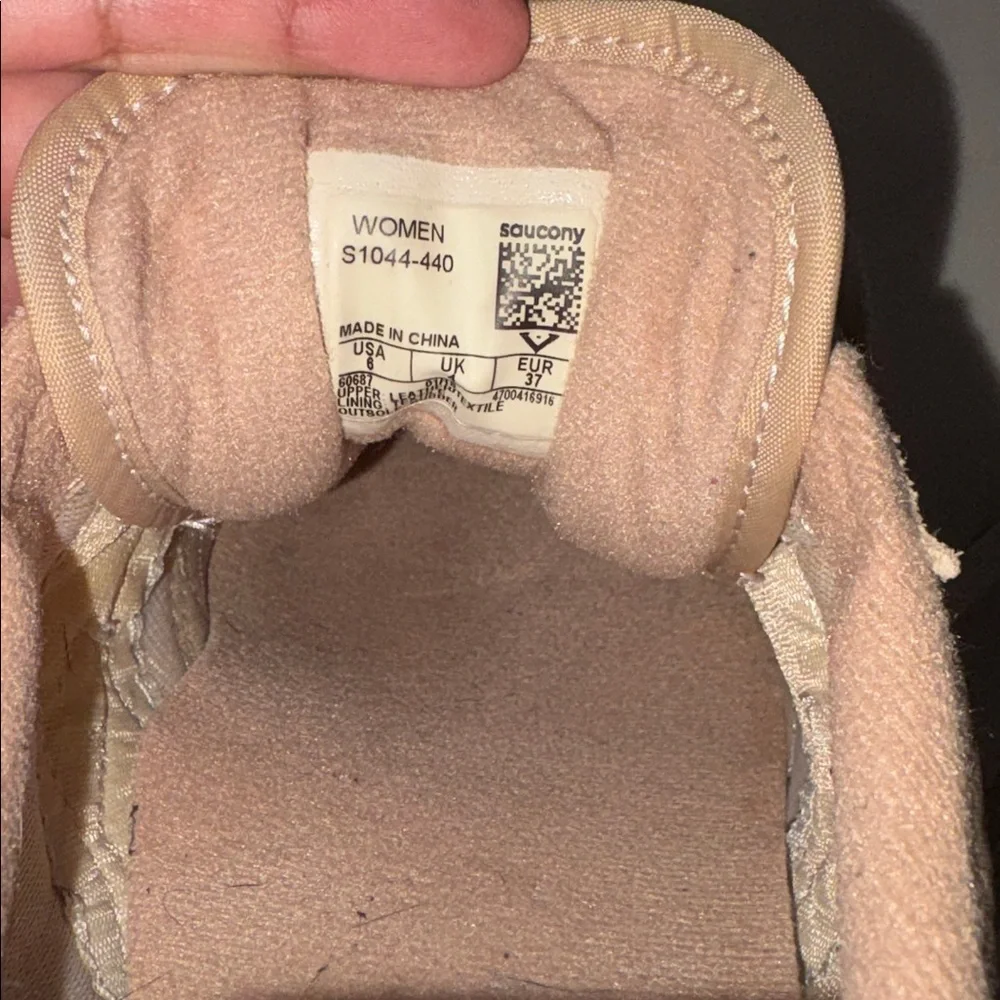 Sauconny Jazz Nude Sneakers - Picture 7 of 8